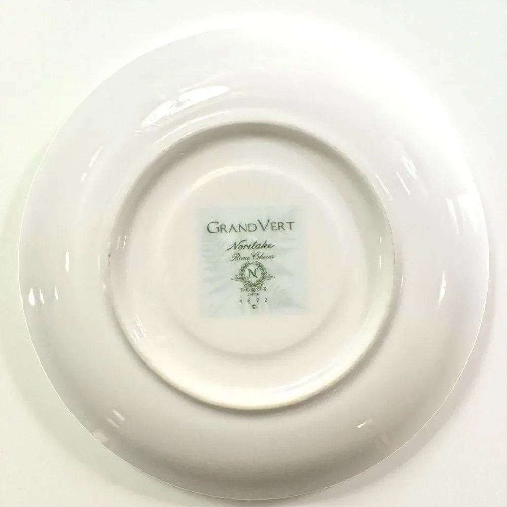 Pair of Vintage Noritake Grand Vert Green Floral Fern Tea Cups and Saucers 4622